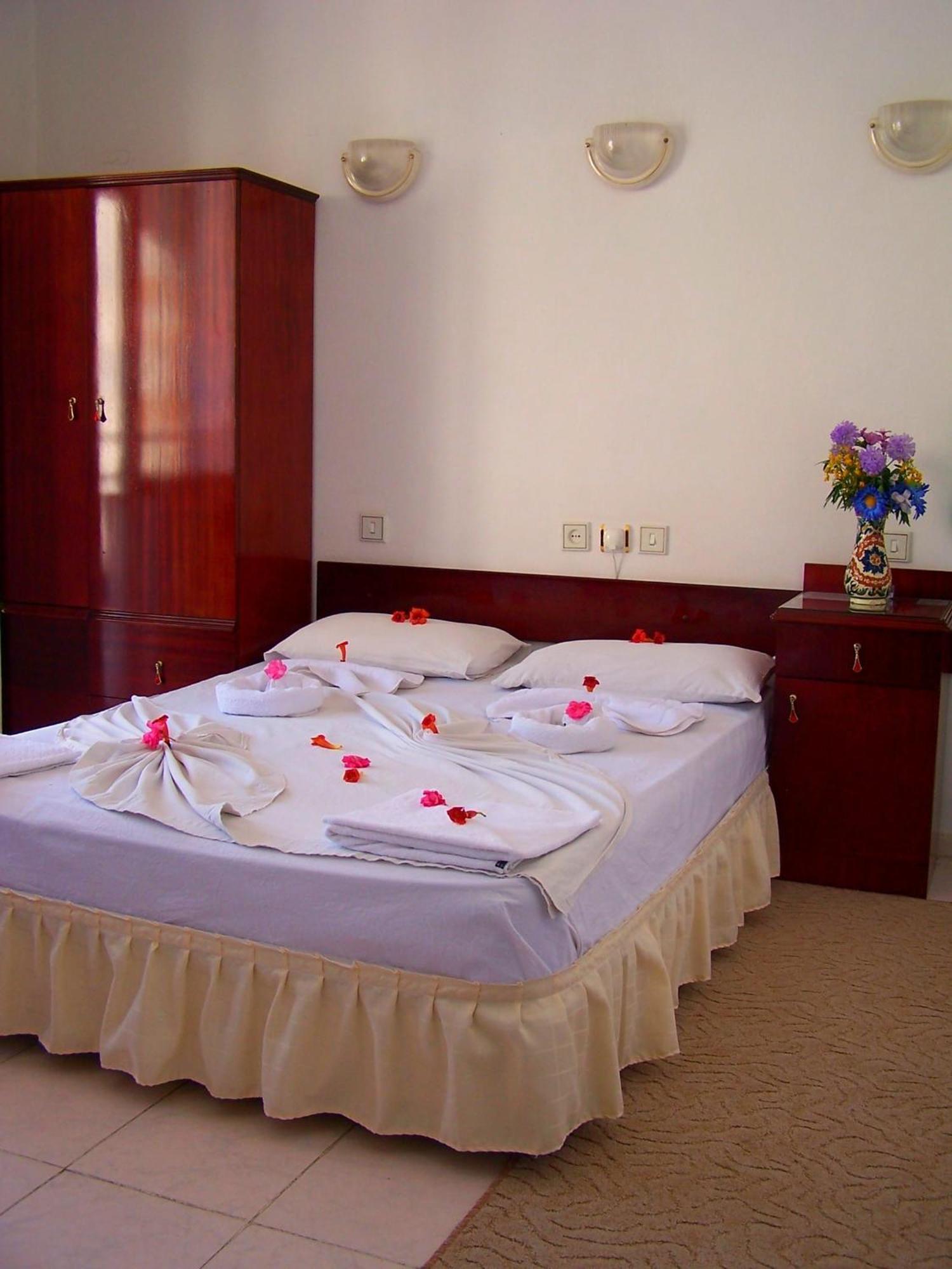קוסדסי Villa Fortin Pension מראה חיצוני תמונה