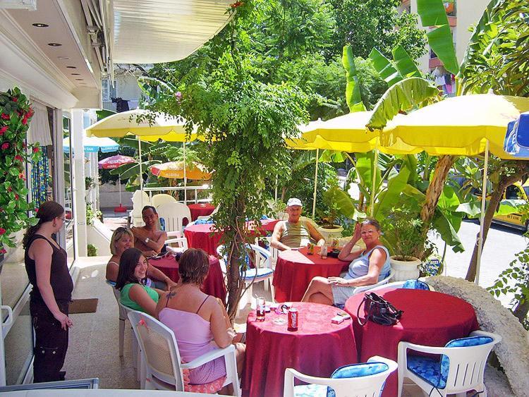 קוסדסי Villa Fortin Pension מראה חיצוני תמונה